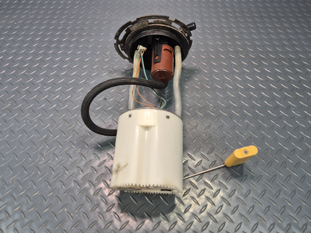 2008-2009 Hummer H2 6.2L Fuel Pump Level Sensor Assembly