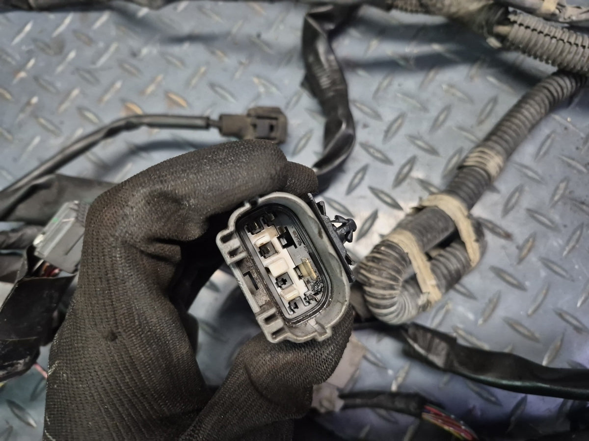 94-95 Toyota Hiace KZH106W SCL A/T Dashboard Dash Wire Wiring Harness OEM