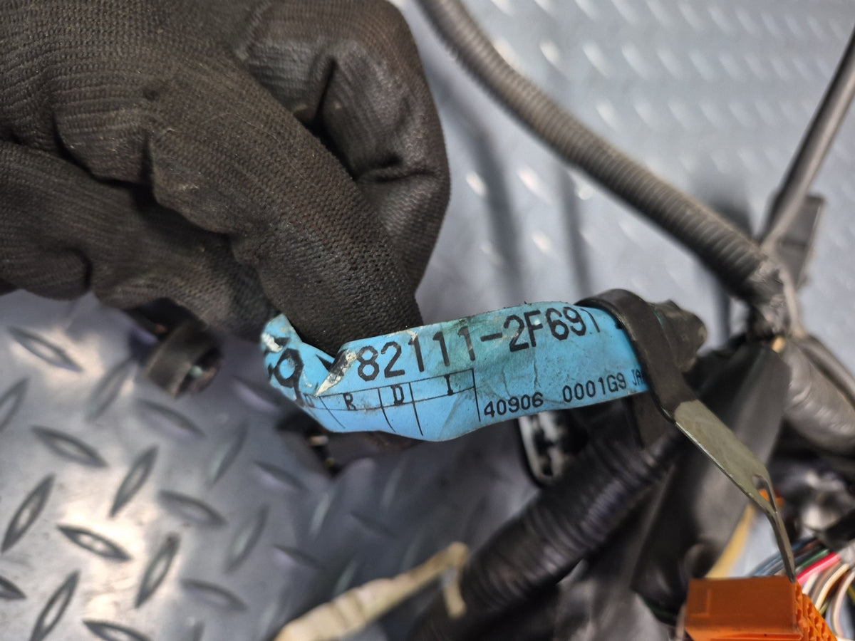 94-95 Toyota Hiace KZH106W SCL A/T Dashboard Dash Wire Wiring Harness OEM