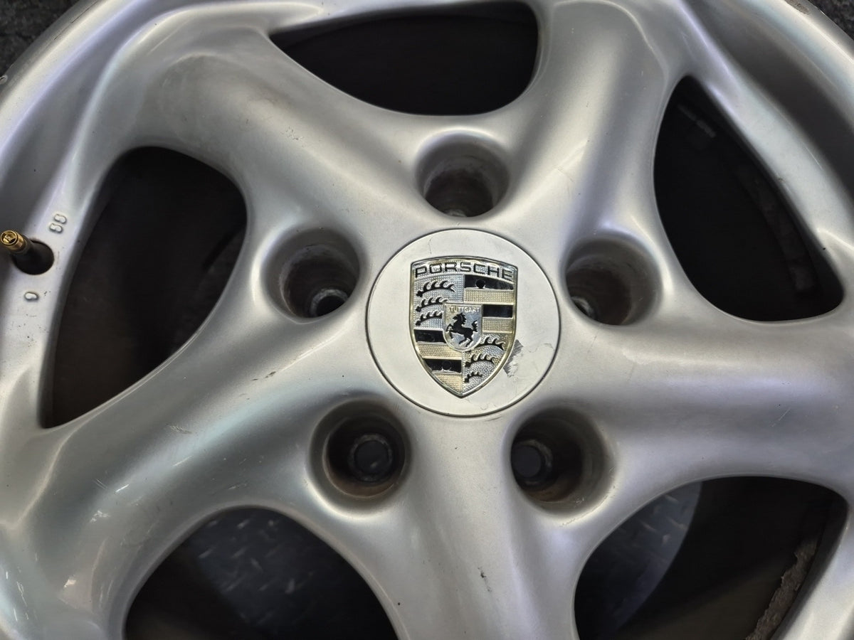 1999-2004 Porsche 911 996 Rear Alloy R17" Wheel Rim 17x9 ET55 99636212800