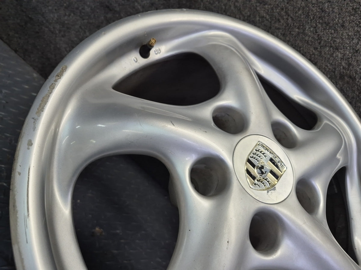 1999-2004 Porsche 911 996 Rear Alloy R17" Wheel Rim 17x9 ET55 99636212800