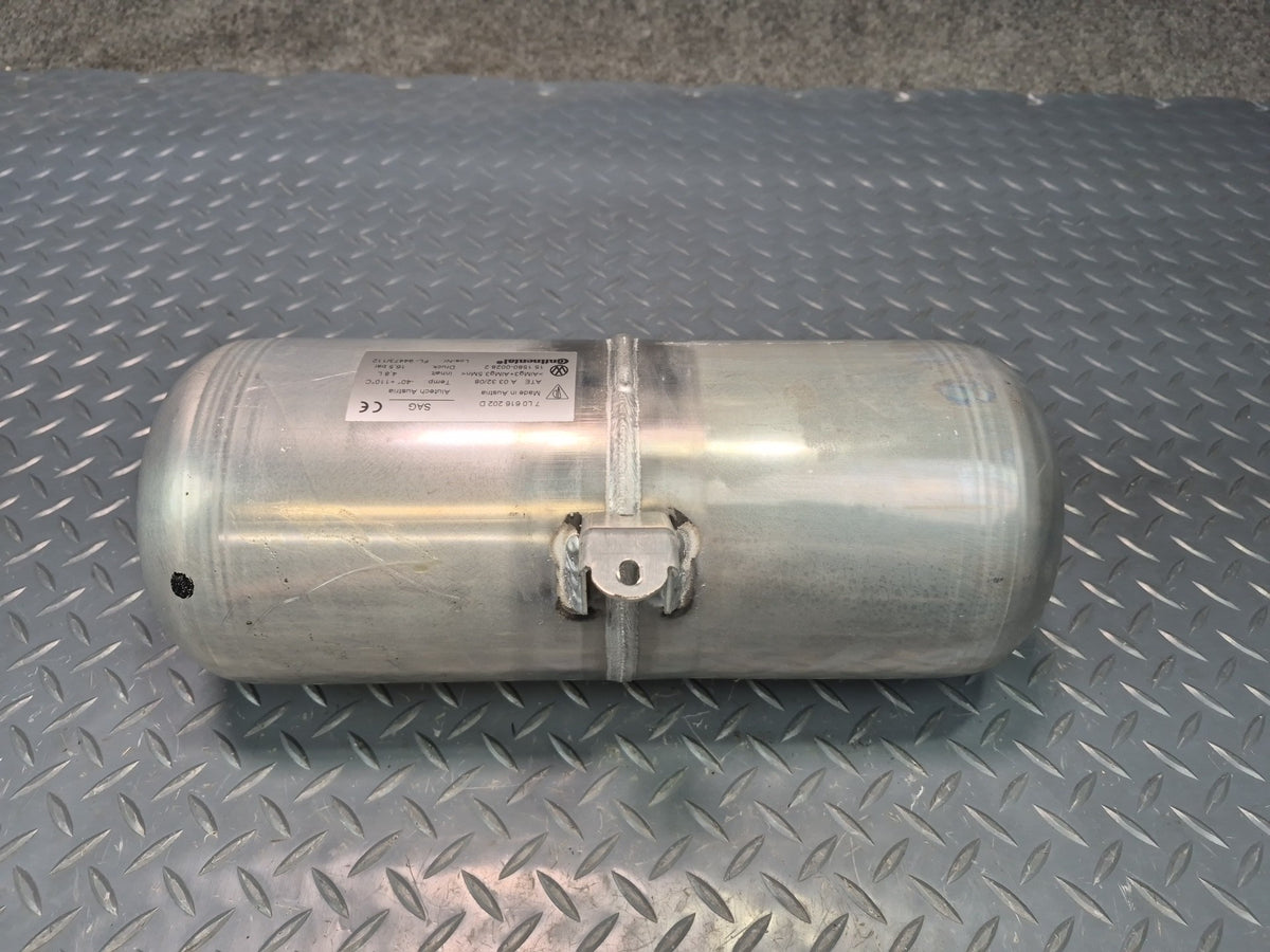 2008-2010 Porsche Cayenne 957 Air Suspension Pressure Tank Accumulator