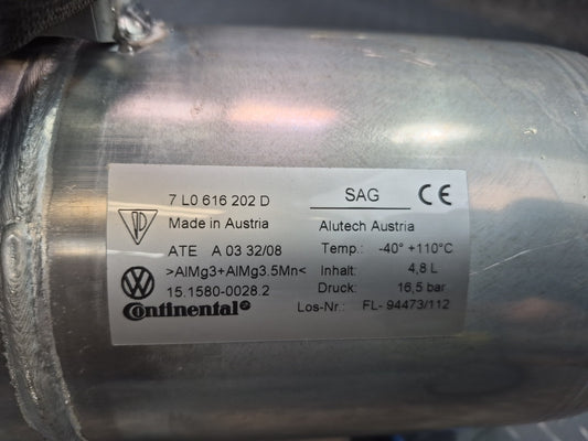 2008-2010 Porsche Cayenne 957 Air Suspension Pressure Tank Accumulator
