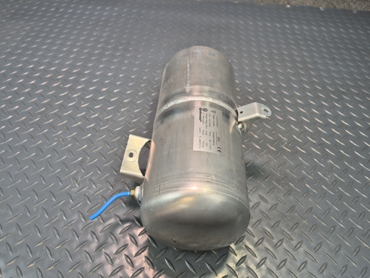 2008-2010 Porsche Cayenne 957 Air Suspension Pressure Tank Accumulator