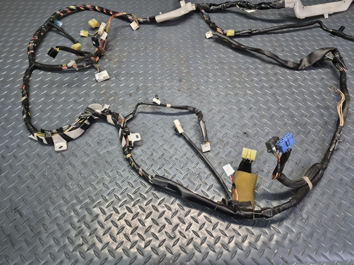 94-95 Toyota Hiace KZH106W Super Custom Interior Right Floor Wiring Harness OEM