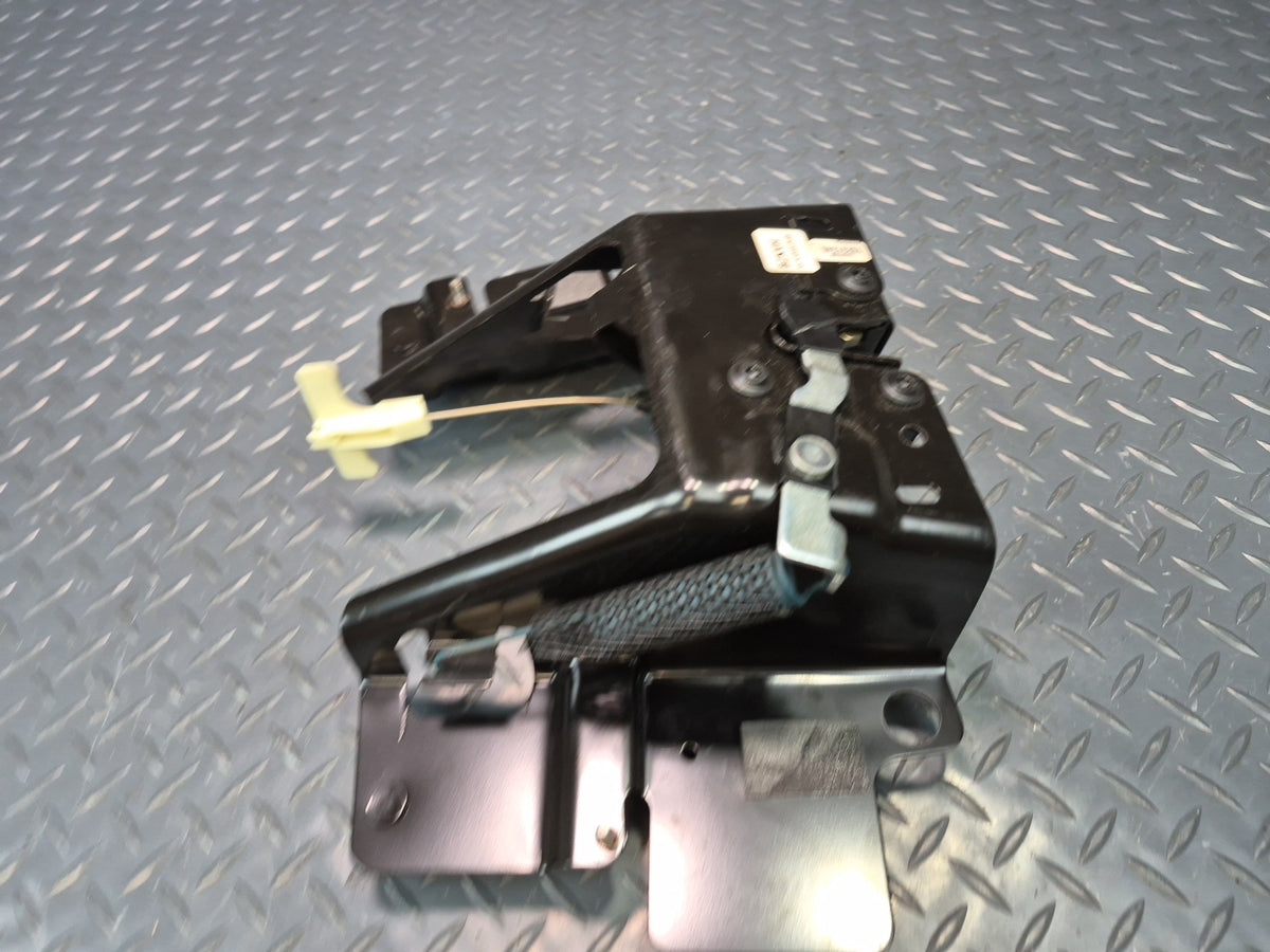 05-08 Chevrolet Corvette C6 Convertible Rear Trunk Lid Open Release Latch OEM