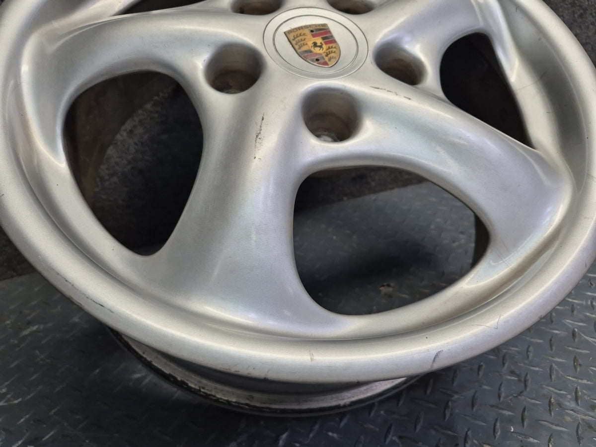 1999-2004 Porsche 911 996 Front Alloy R17" Wheel Rim 17x7 ET55 99636212400