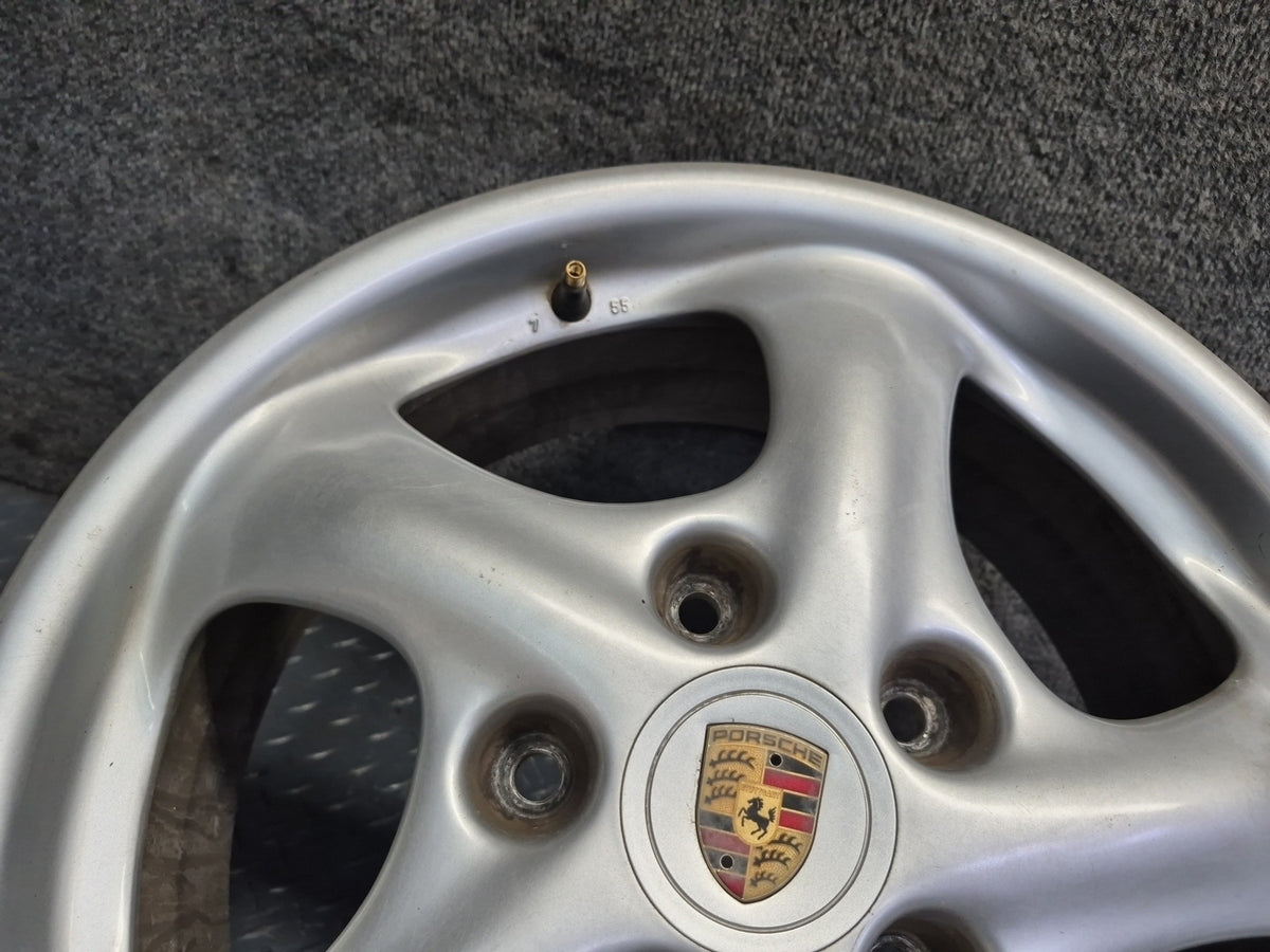 1999-2004 Porsche 911 996 Front Alloy R17" Wheel Rim 17x7 ET55 99636212400