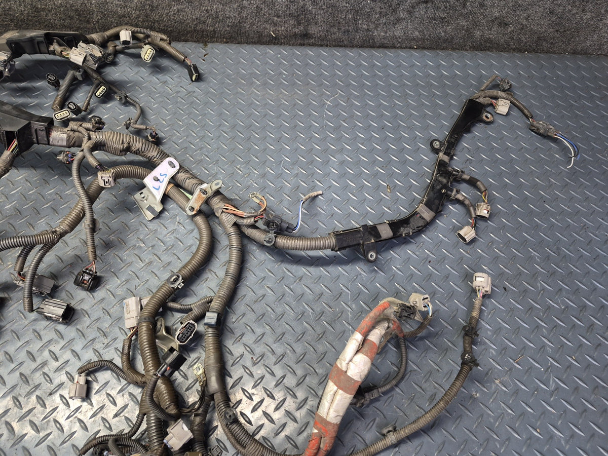 2010 Lexus UVF46L LS600h 2URFSE Hybrid Engine Motor Wire Wiring Harness OEM