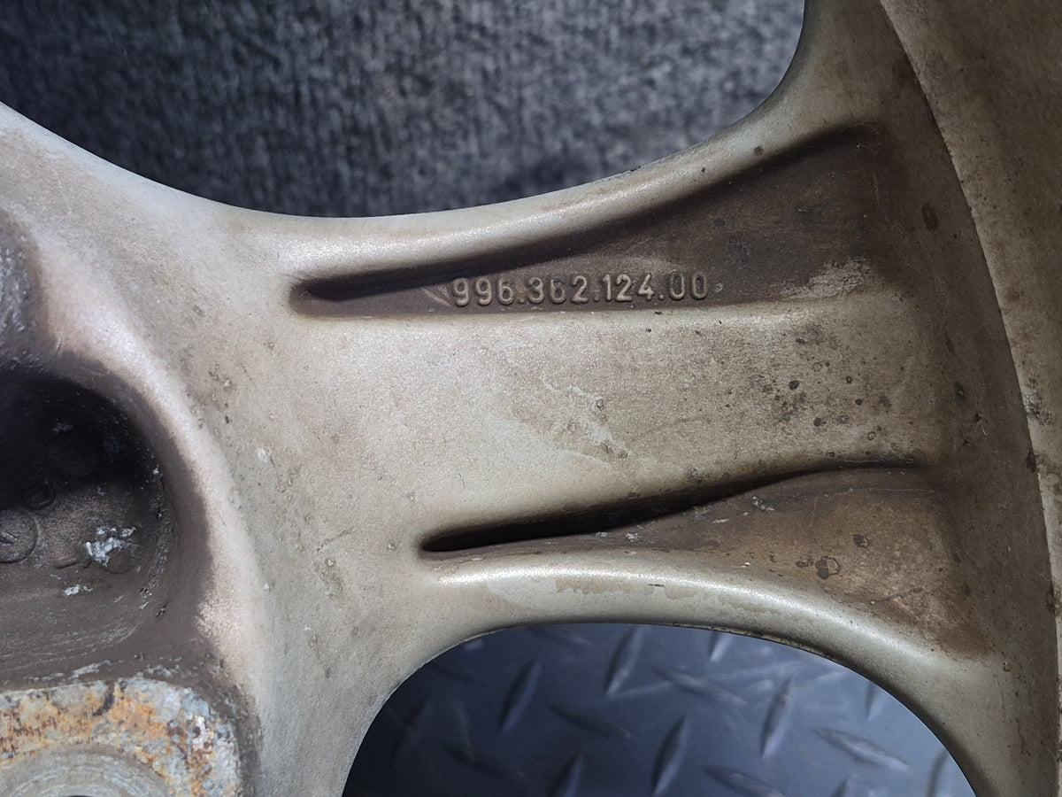1999-2004 Porsche 911 996 Front Alloy R17" Wheel Rim 17x7 ET55 99636212400