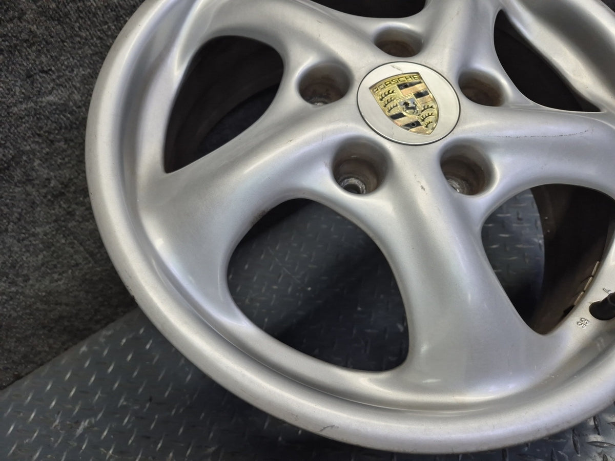 1999-2004 Porsche 911 996 Front Alloy R17" Wheel Rim 17x7 ET55 99636212400