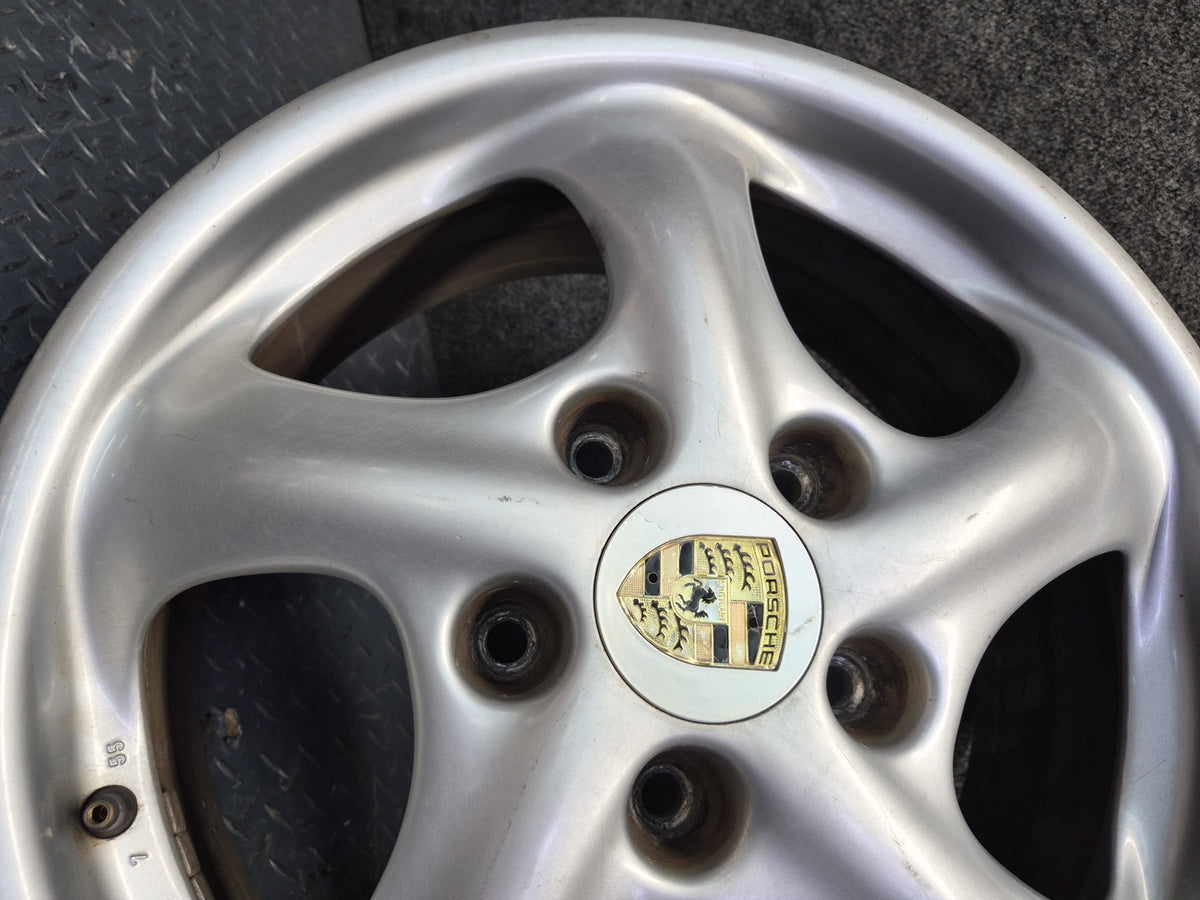 1999-2004 Porsche 911 996 Front Alloy R17" Wheel Rim 17x7 ET55 99636212400