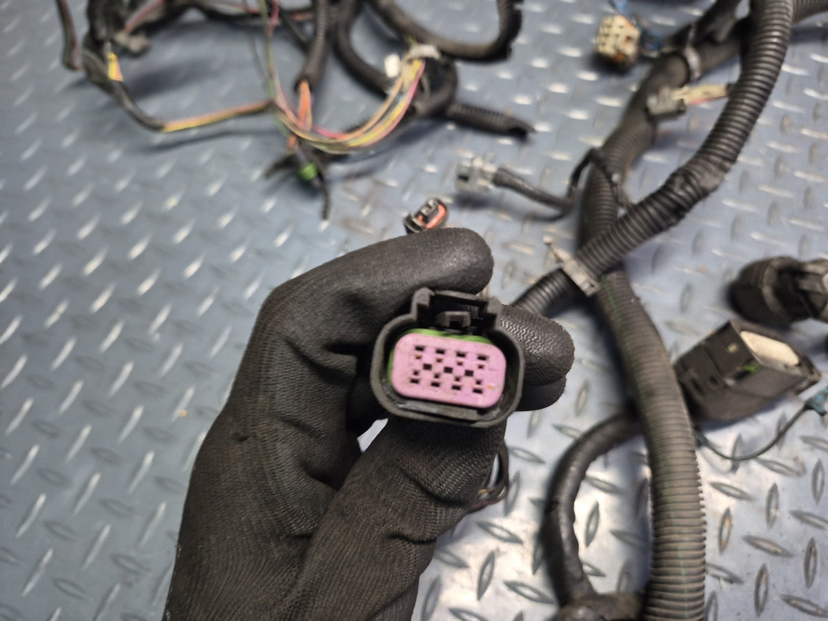 2006 Hummer H2 6.0L V8 Engine Motor Bay Wire Harness
