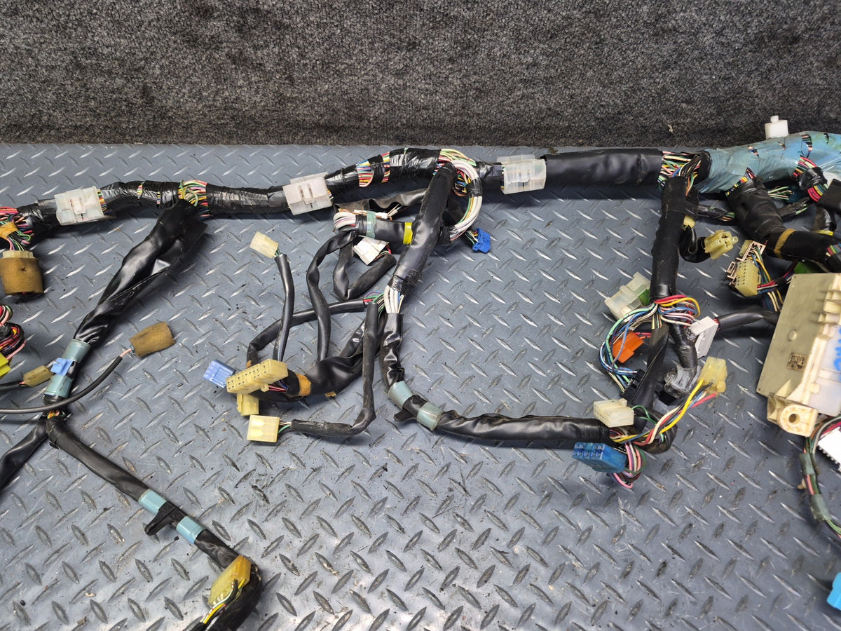 1986 Toyota Cressida MX73 Instrument Panel Under Dash Wire Wiring Harness OEM