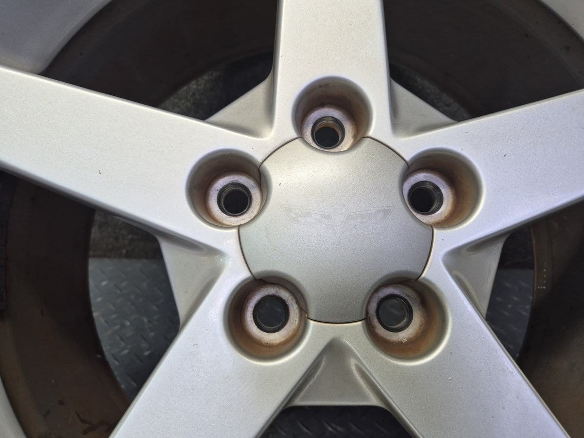 05-08 Chevrolet Corvette C6 Front Alloy R18" Wheel Rim 18x8.5J ET50 OEM