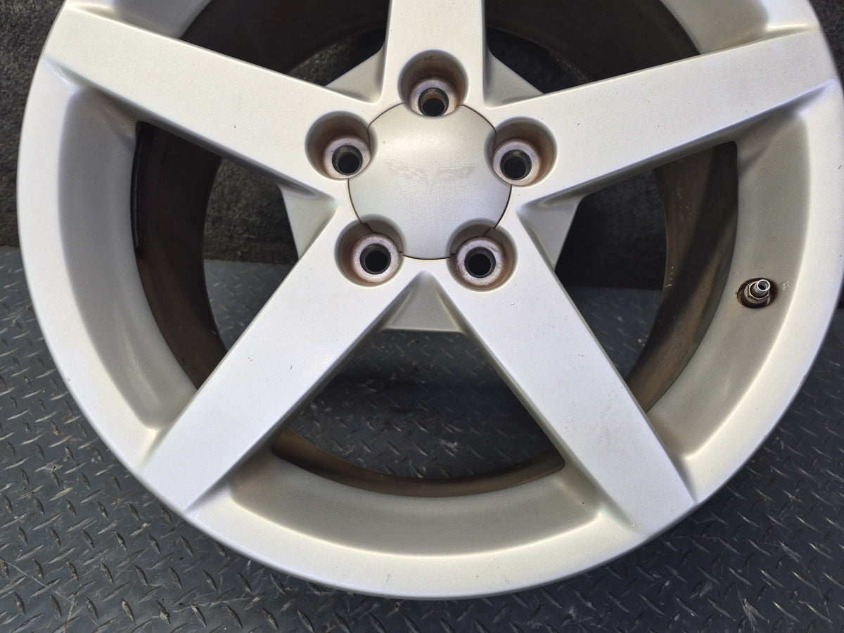 05-08 Chevrolet Corvette C6 Front Alloy R18" Wheel Rim 18x8.5J ET50 OEM