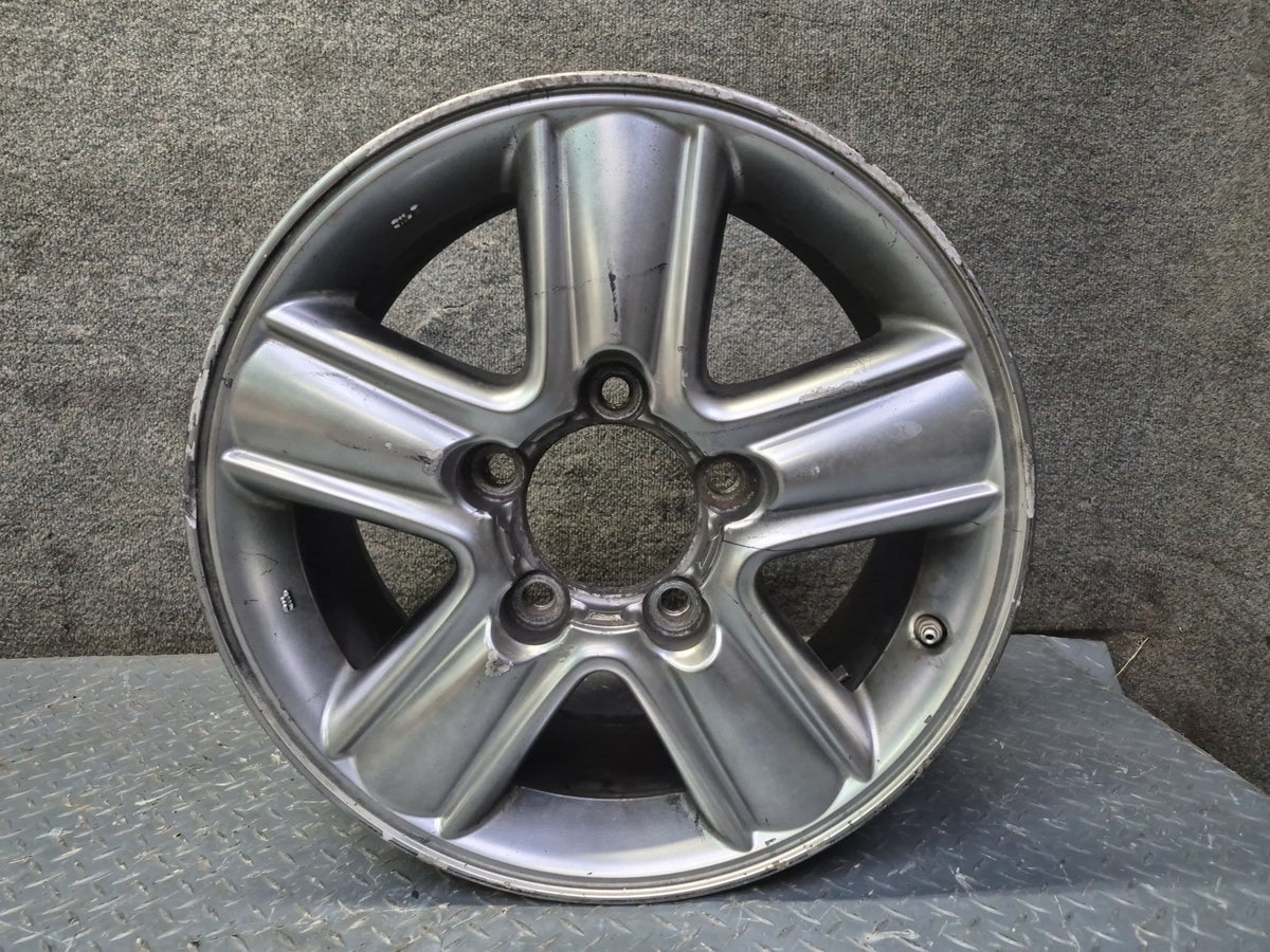 2005-2007 Lexus UZJ100L LX470 Factory 18" R18 Alloy Wheel Rim 18x8J ET60