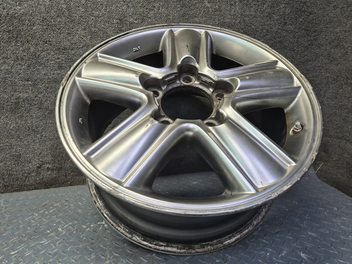 2005-2007 Lexus UZJ100L LX470 Factory 18" R18 Alloy Wheel Rim 18x8J ET60