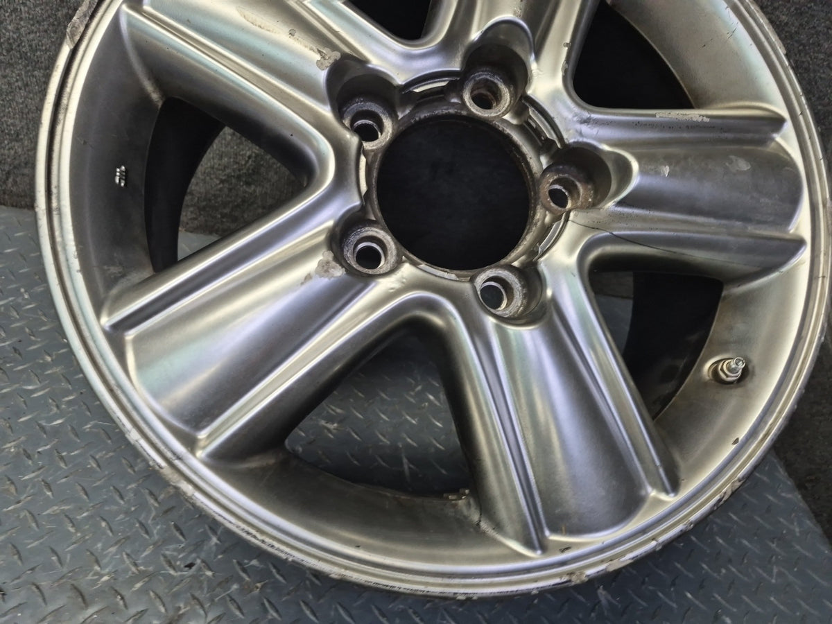 2005-2007 Lexus UZJ100L LX470 Factory 18" R18 Alloy Wheel Rim 18x8J ET60