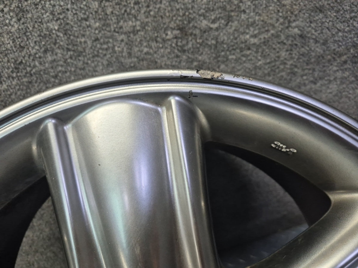 2005-2007 Lexus UZJ100L LX470 Factory 18" R18 Alloy Wheel Rim 18x8J ET60