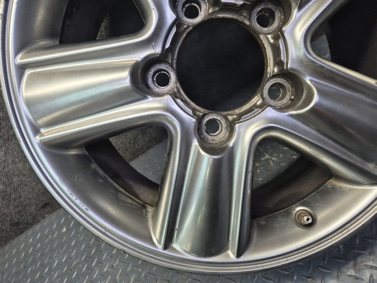 2005-2007 Lexus UZJ100L LX470 Factory 18" R18 Alloy Wheel Rim 18x8J ET60