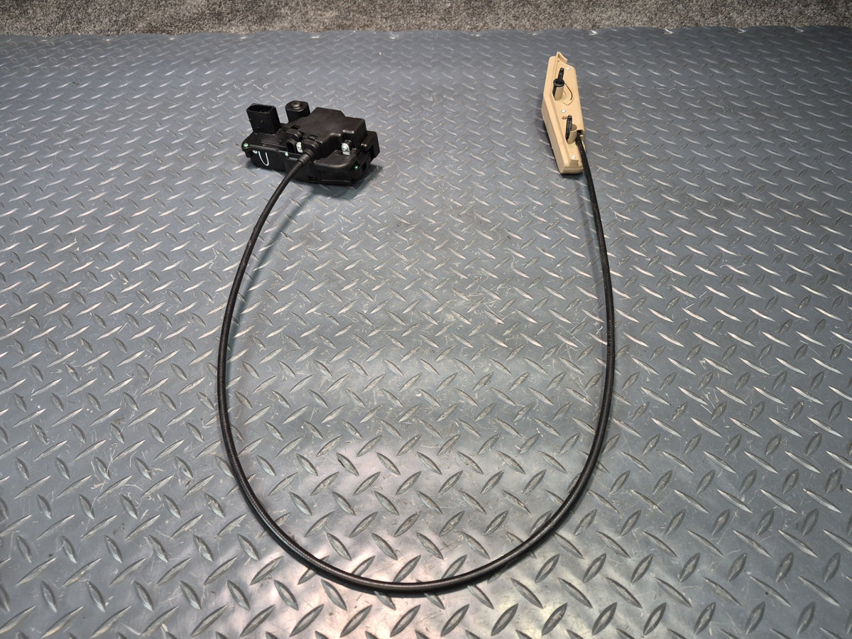 05-13 Chevrolet Corvette C6 Right Passenger Door Lock Handle Cable 10352349 OEM