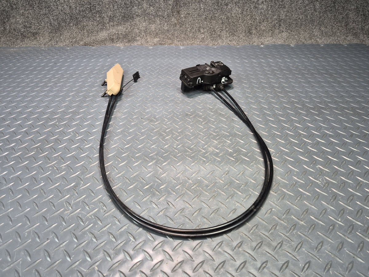 05-13 Chevrolet Corvette C6 Left Driver Door Lock Handle Cable 15212536 OEM