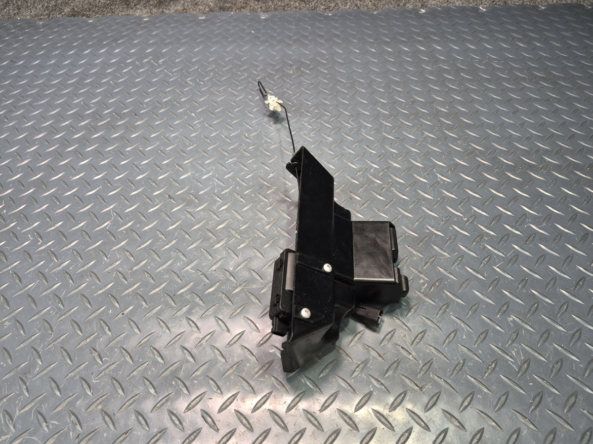 05-13 Chevrolet Corvette C6 Convertible Boot Cover TOP Lid Latch Assembly OEM