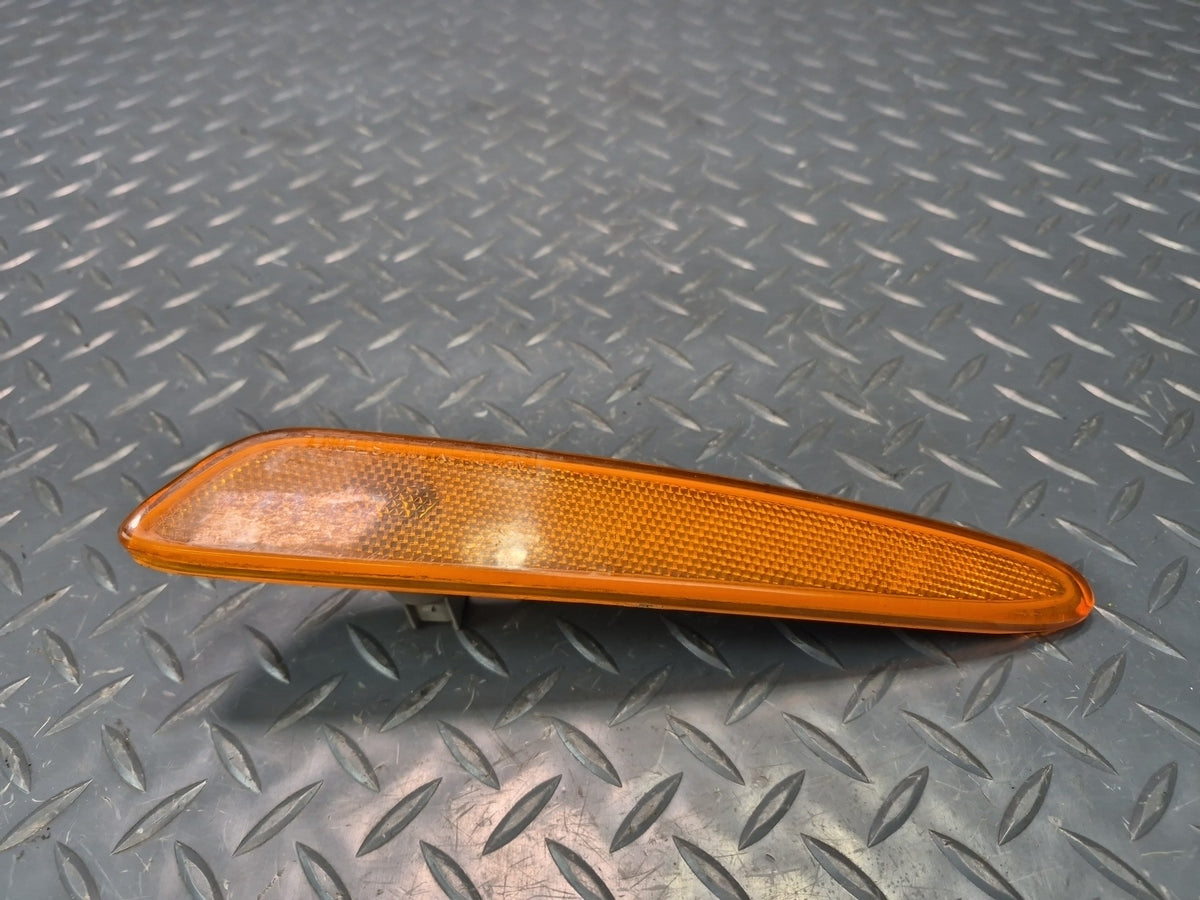 05-13 Chevrolet Corvette C6 Front Left Marker Light Lamp 10316651 Damaged