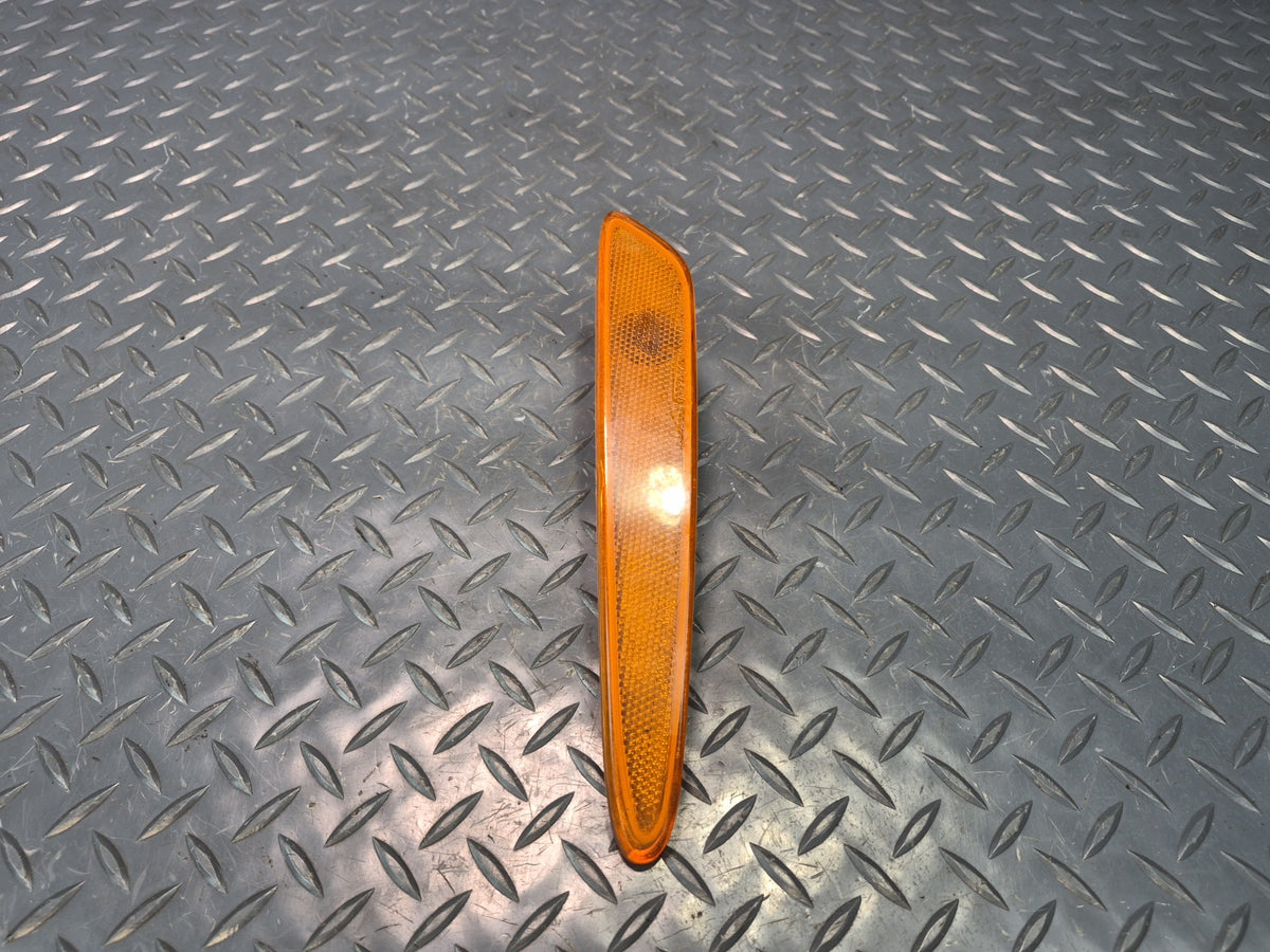 05-13 Chevrolet Corvette C6 Front Left Marker Light Lamp 10316651 Damaged