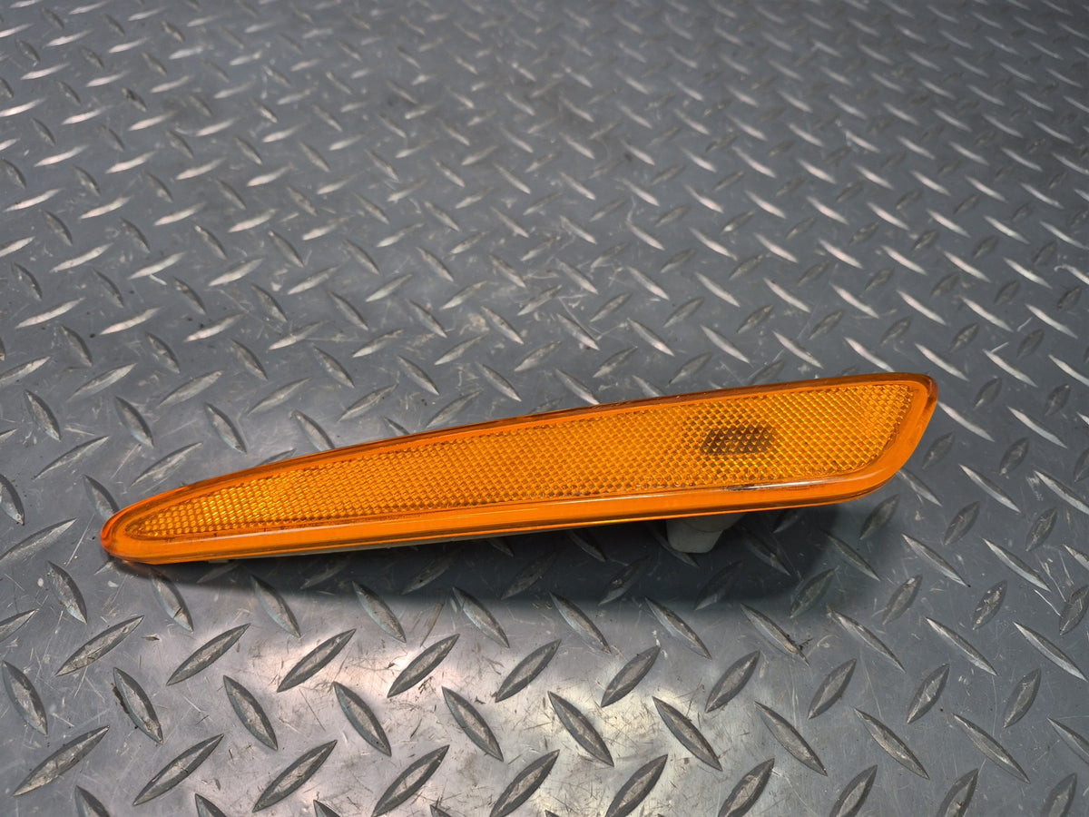 05-13 Chevrolet Corvette C6 Front Left Marker Light Lamp 10316651 Damaged