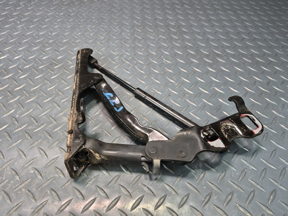 05-13 Chevrolet Corvette C6 Convert Rear Left & Right Trunk Hinge Set of 2 OEM