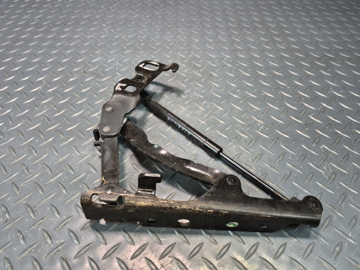 05-13 Chevrolet Corvette C6 Convert Rear Left & Right Trunk Hinge Set of 2 OEM