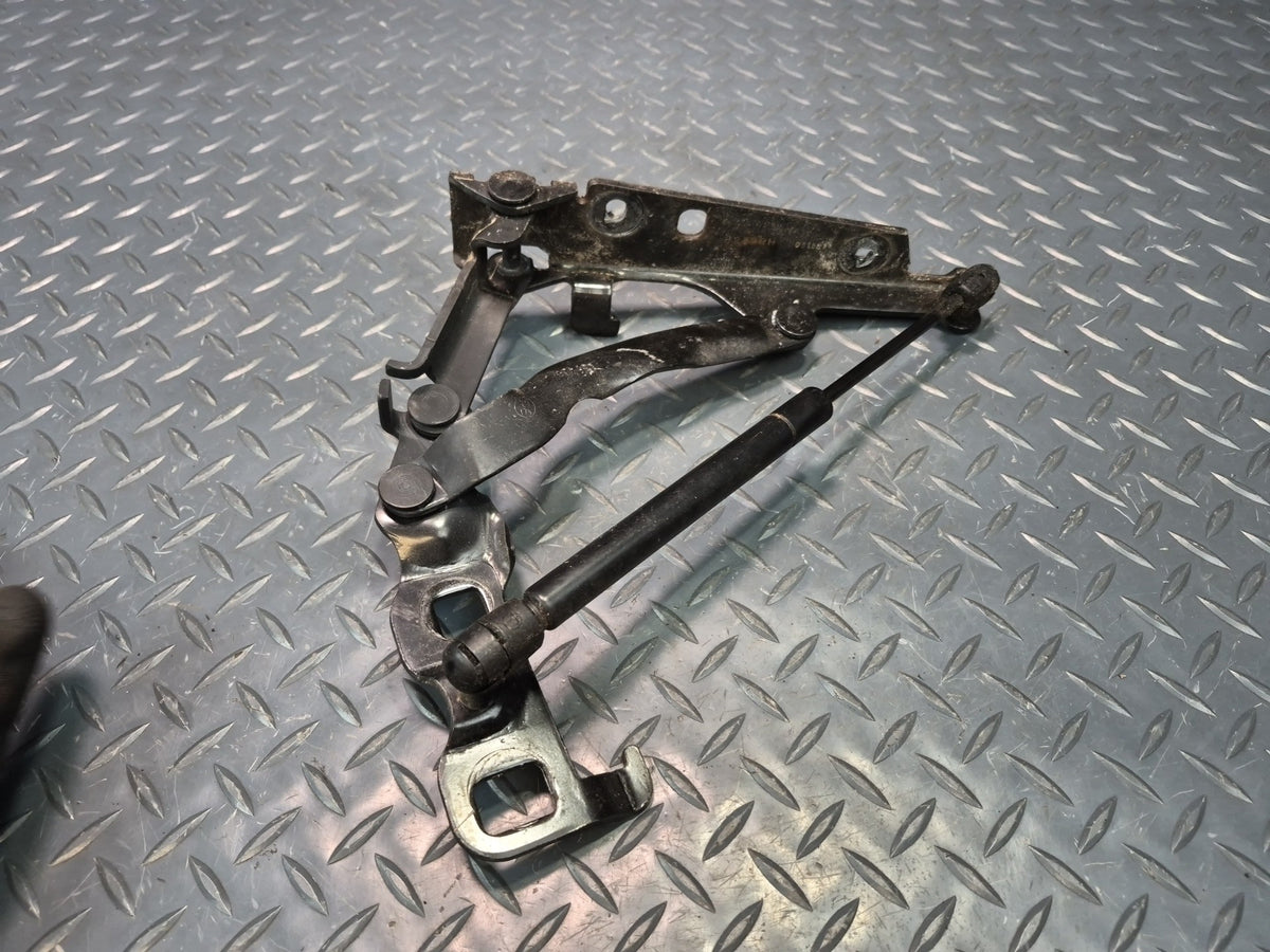 05-13 Chevrolet Corvette C6 Convert Rear Left & Right Trunk Hinge Set of 2 OEM