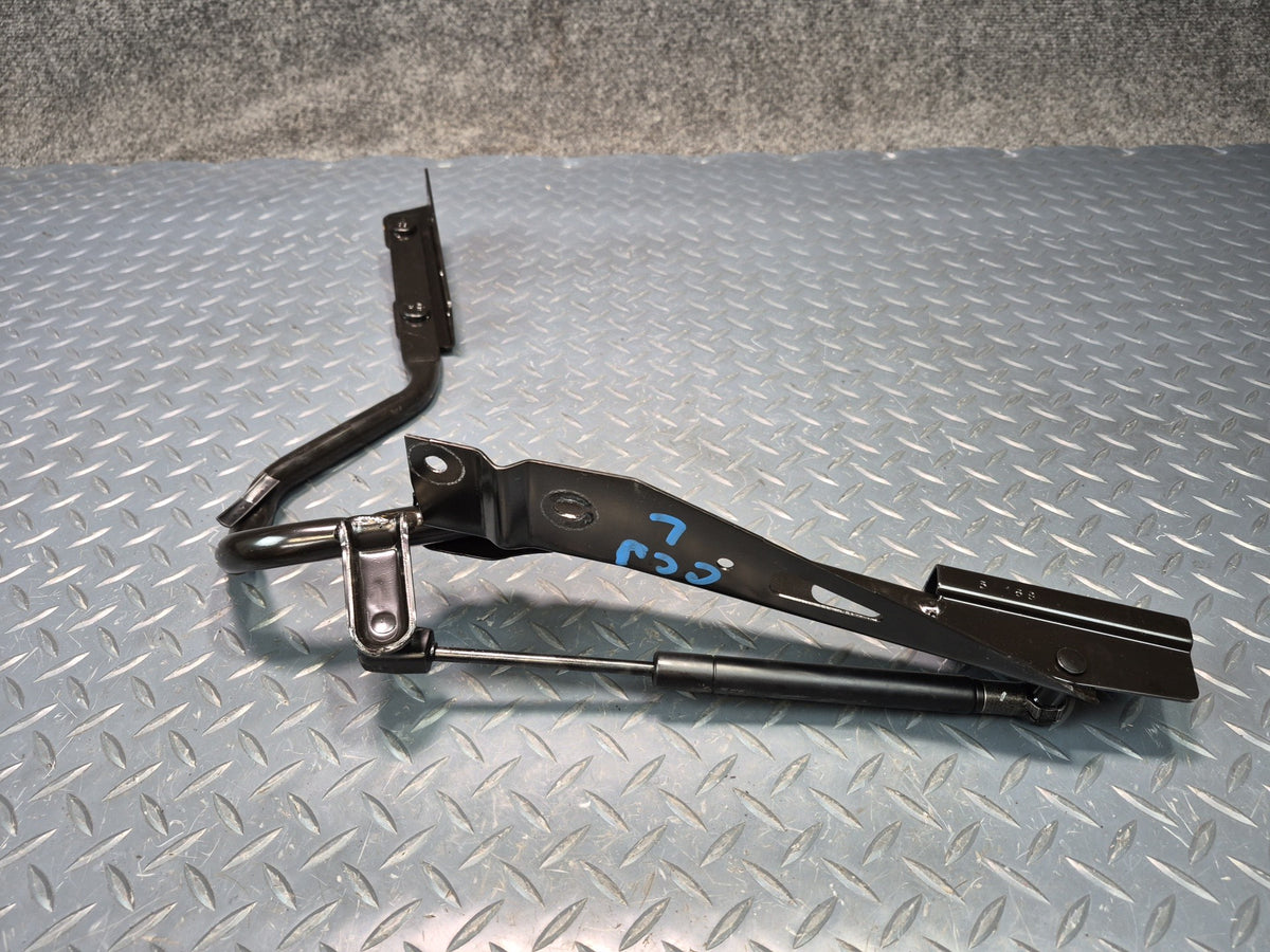 05-13 Chevrolet Corvette C6 Convertible Rear Tonneau Cover Hignes Set OEM