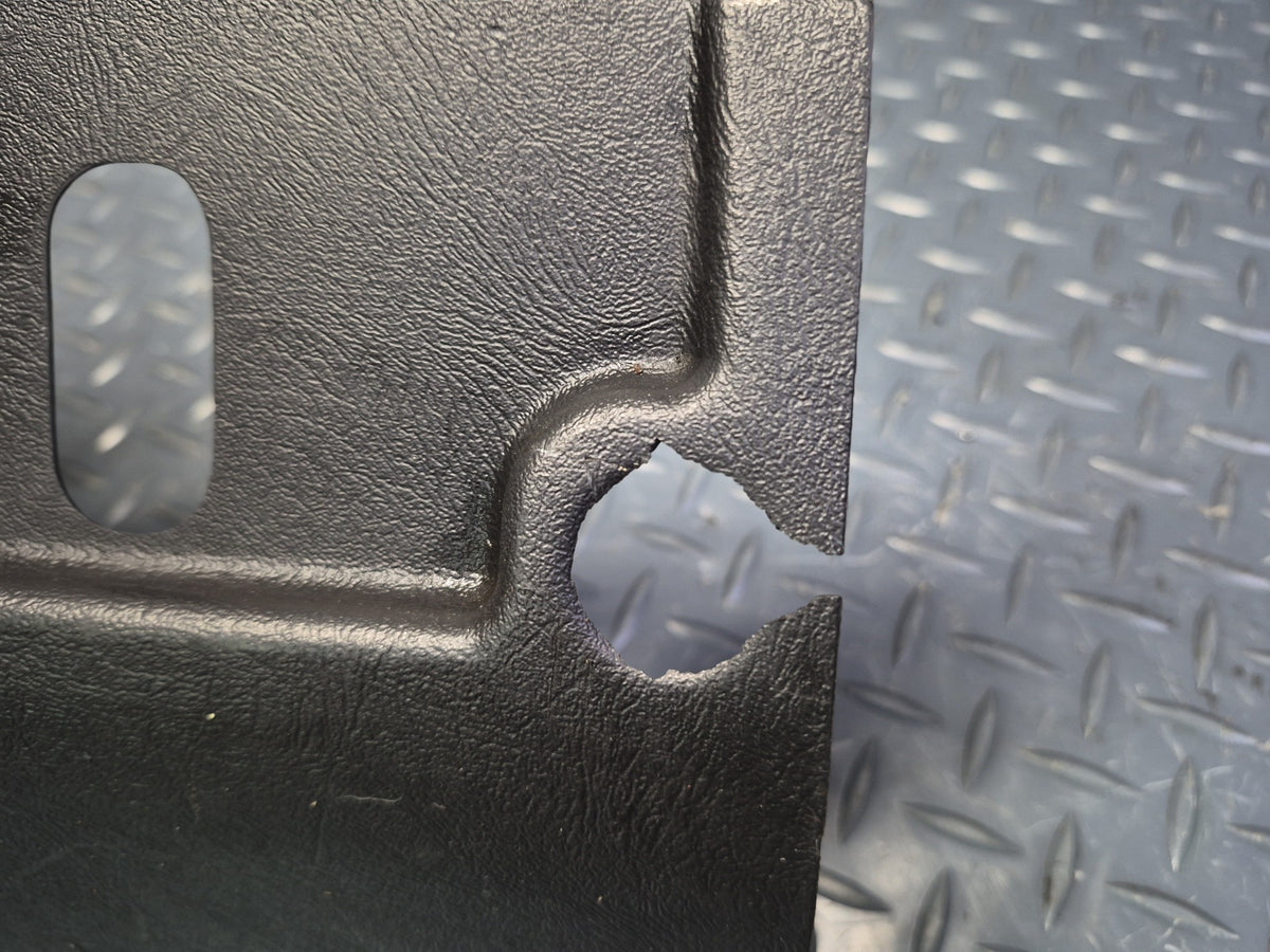 2003-2009 Hummer H2 Rear Trunk Tailgate Scuff Sill Plate Trim Panel Damaged