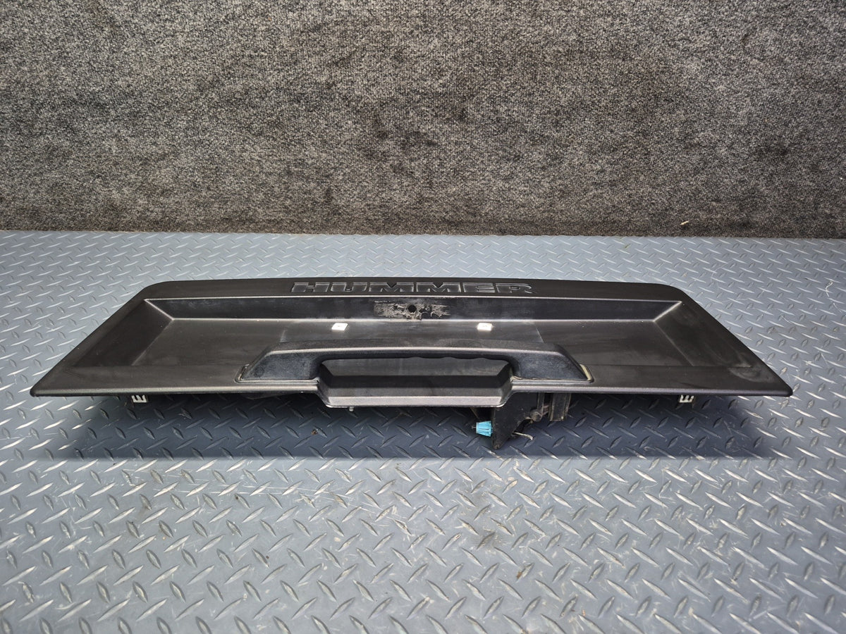 2006-2009 Hummer H2 Rear Trunk Lid Liftgate License Plate Panel W/ Handle