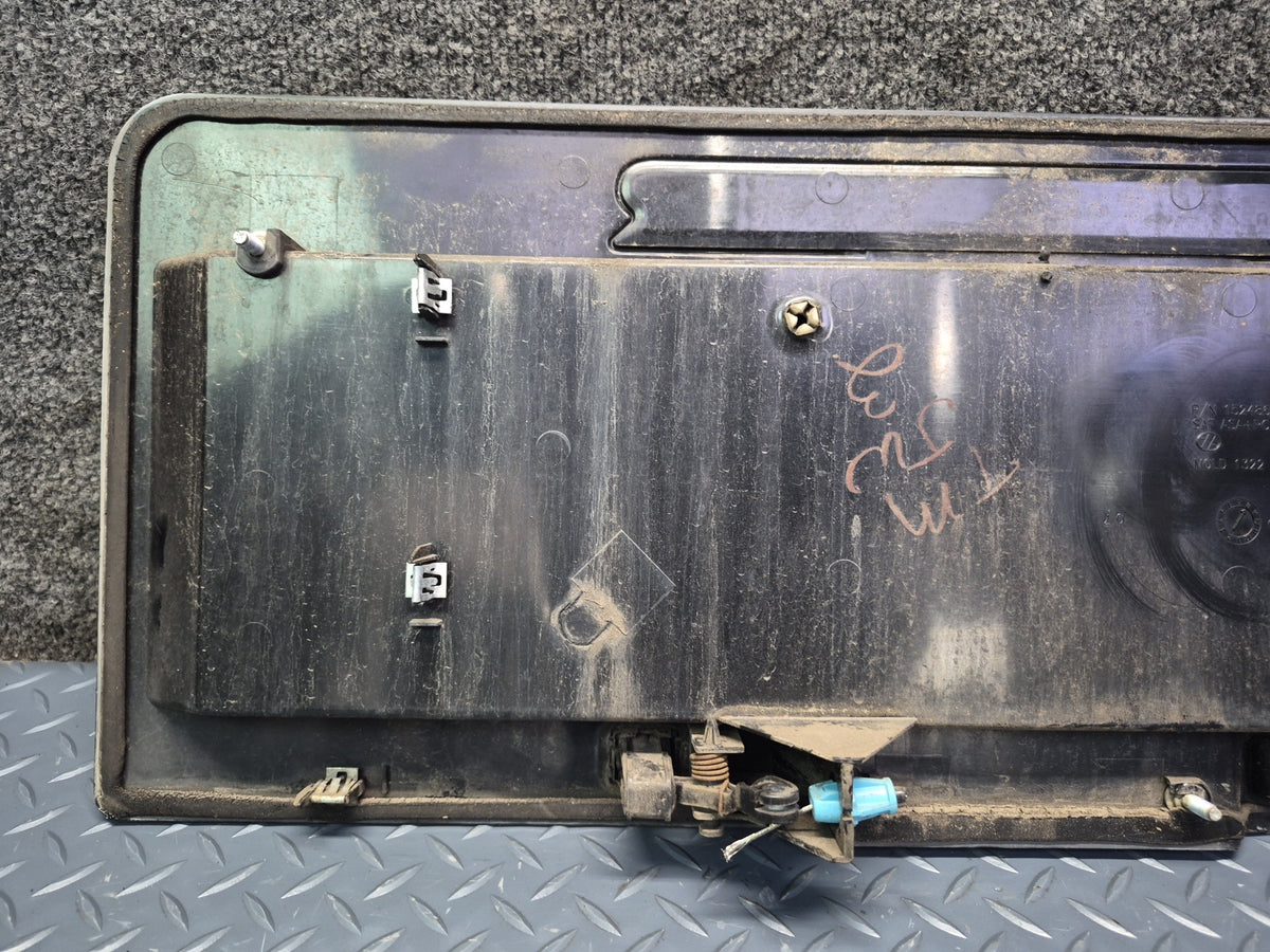 2006-2009 Hummer H2 Rear Trunk Lid Liftgate License Plate Panel W/ Handle