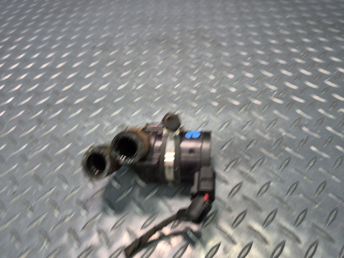 2003-2010 Porsche Cayenne 957 Secondary Auxiliary AUX Coolant Water Pump