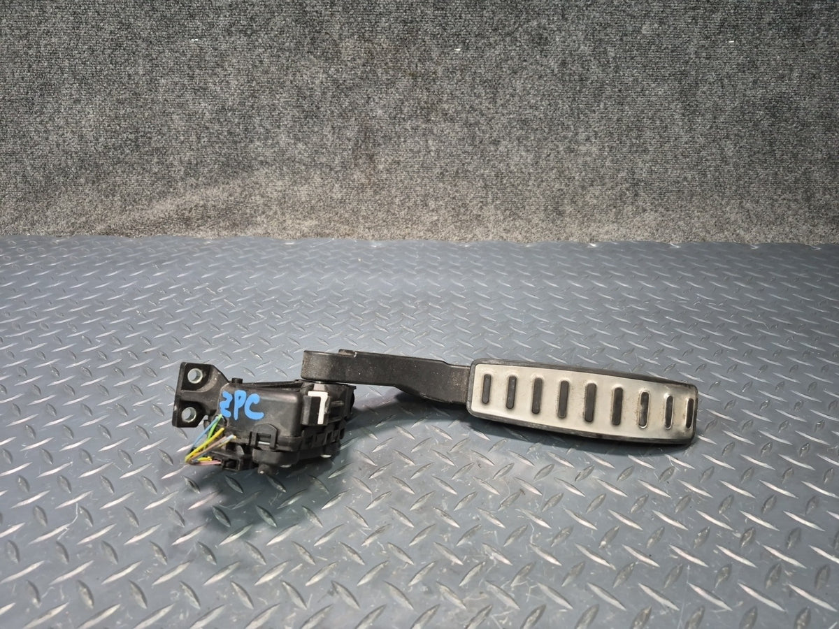 2003-2010 Porsche Cayenne 957 Gas Acceleration Pedal 7L0723507D