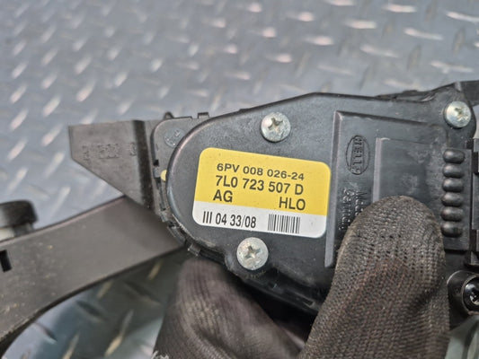2003-2010 Porsche Cayenne 957 Gas Acceleration Pedal 7L0723507D