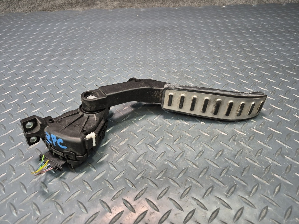 2003-2010 Porsche Cayenne 957 Gas Acceleration Pedal 7L0723507D