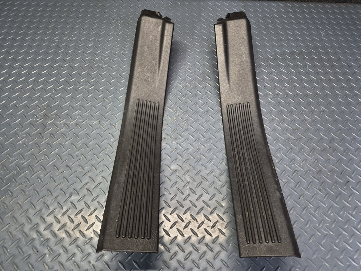 03-09 Hummer H2 Rear Left & Right Door Scuff Sill Plate Trim Panel Set Damaged