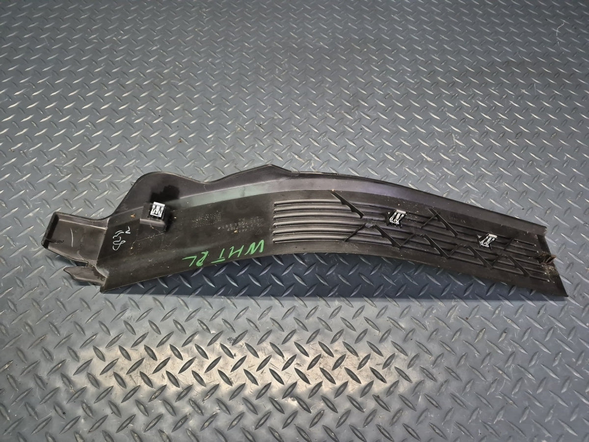 03-09 Hummer H2 Rear Left & Right Door Scuff Sill Plate Trim Panel Set Damaged