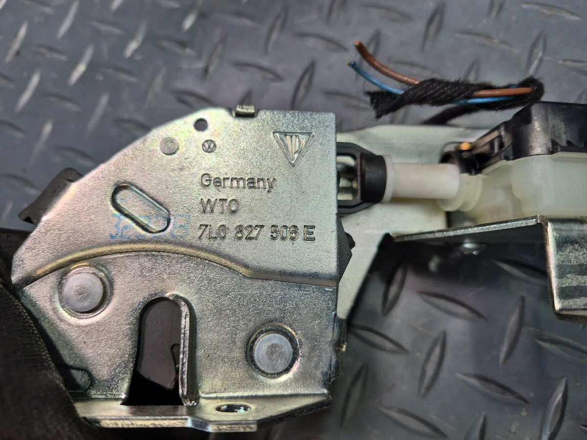 2003-2010 Porsche Cayenne 957 Rear Trunk Window Lock Latch Actuator 7L0827506E