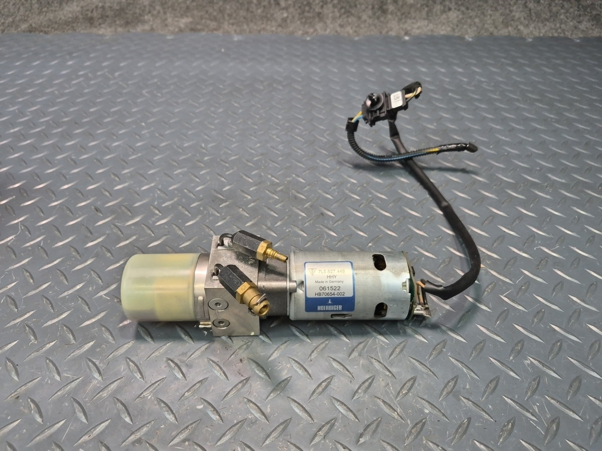 2003-2010 Porsche Cayenne 957 Rear Trunk Lid Tailgate Hydraulic Pump Motor Foam