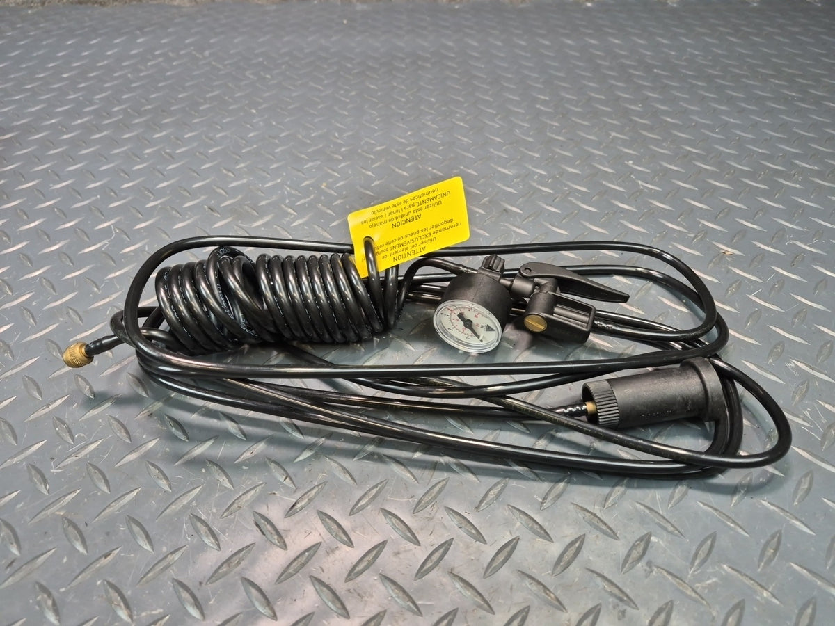 2003-2010 Porsche Cayenne 957 Tire Air Compressor Pump w Manometer & Case