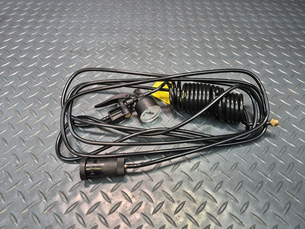 2003-2010 Porsche Cayenne 957 Tire Air Compressor Pump w Manometer & Case