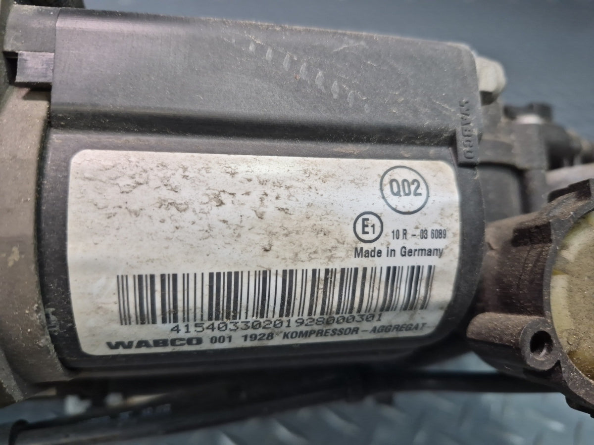 2008-2010 Porsche Cayenne 957 Air Suspension Compressor Pump 95535890105