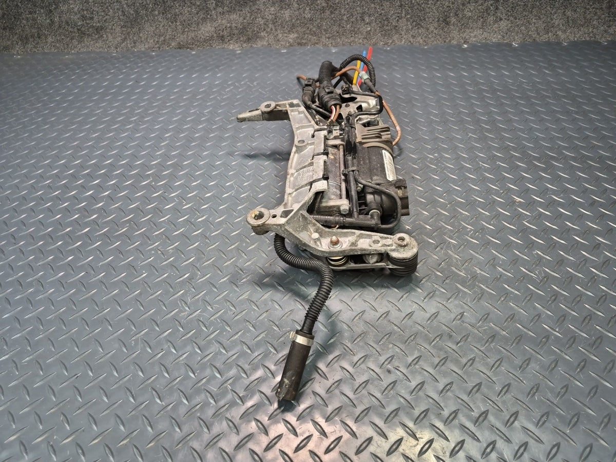 2008-2010 Porsche Cayenne 957 Air Suspension Compressor Pump 95535890105